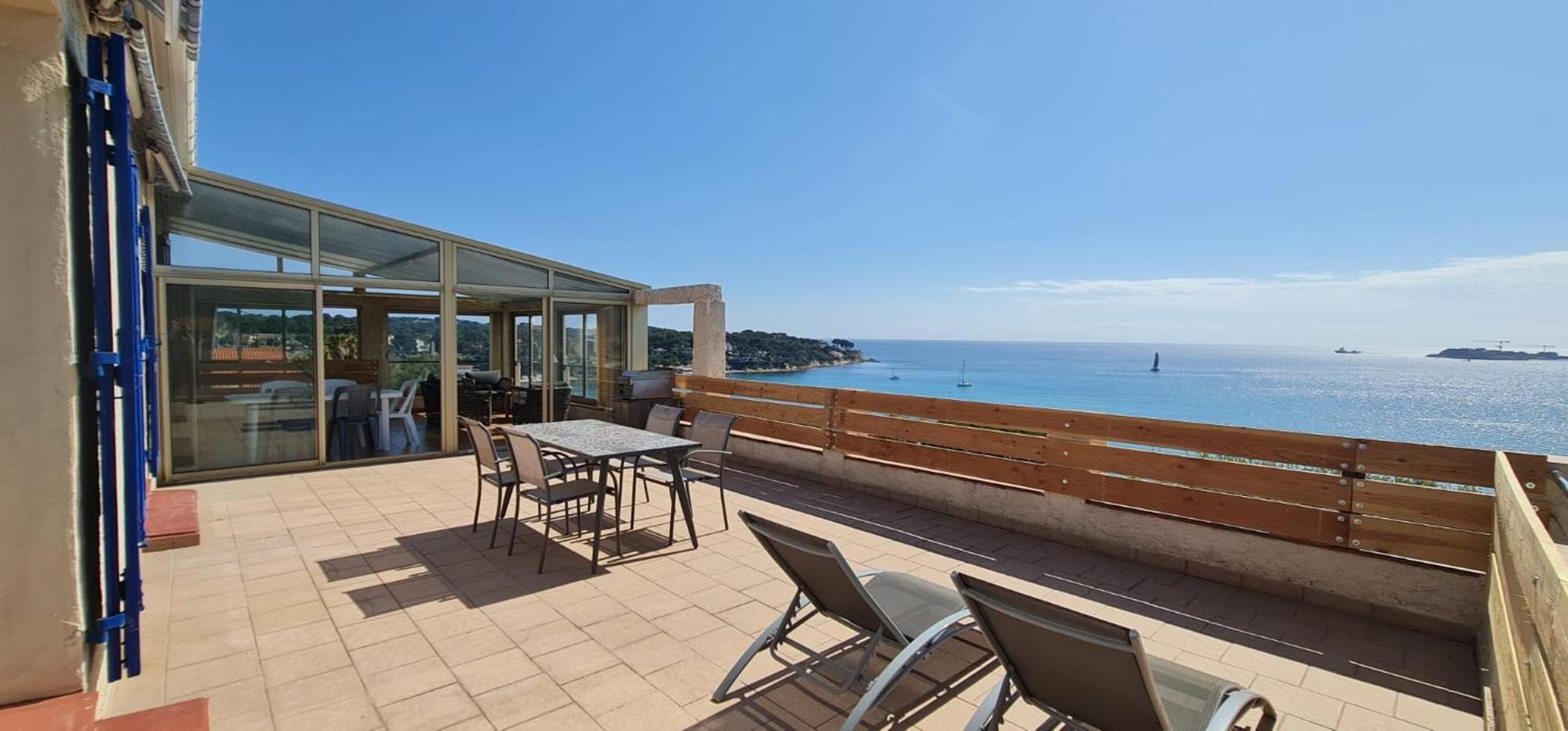 Villa Sur La Mer, 4 Chambres - 8 Personnes Sanary-sur-Mer Eksteriør bilde